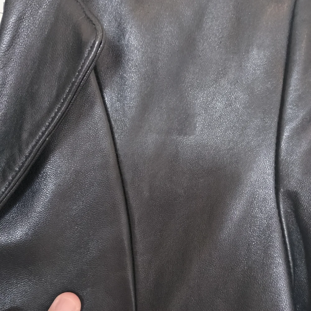 Valerie Stevens Black Lamb Leather Jacket Button-Up Lined Woman's Sz‎ S Soft!